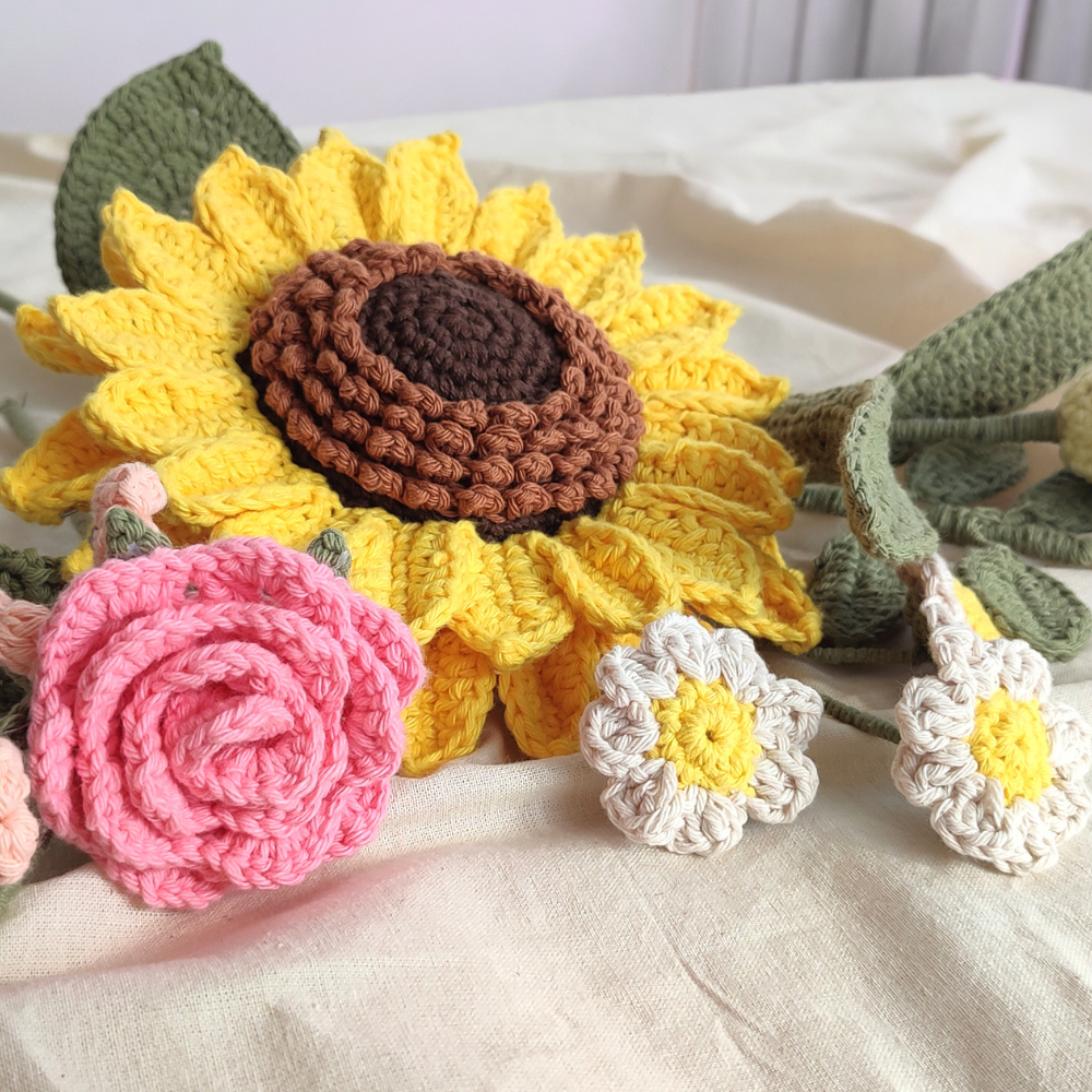 Giant Sunflower Crochet Flower Pattern — Wire Petal PDF, Instant Download