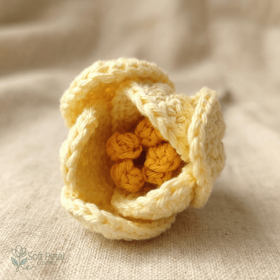 The Simply Sweet Tulip — Crochet Pattern (PDF Download) - Soft Petal Crochet